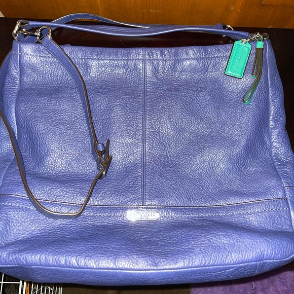 Handbags - Coach Leather crossbody bag w/free matching wristlet